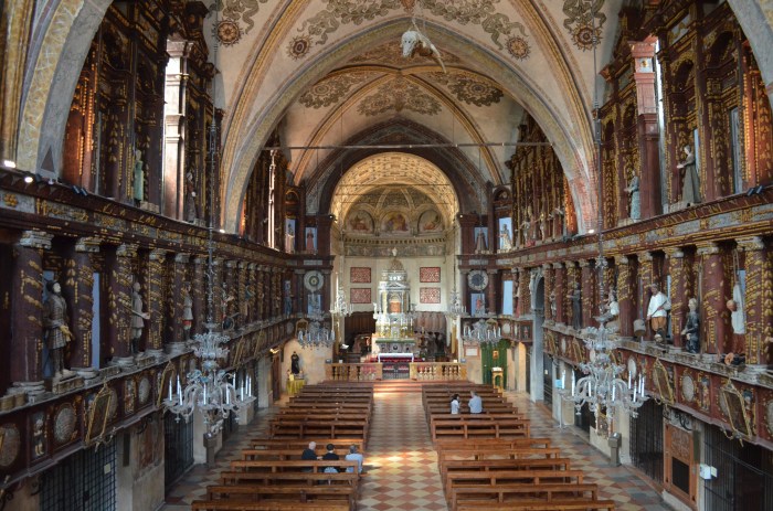 Figure 1 Votive effigies along the nave Sanctuary of Madonna delle Grazie di Curtatone, Mantua, 16th Century